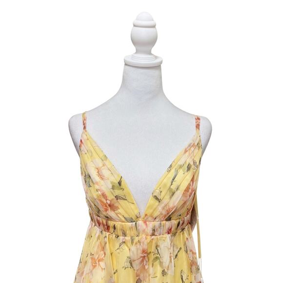 Mac Duggal 2 - Picture 5 of 10